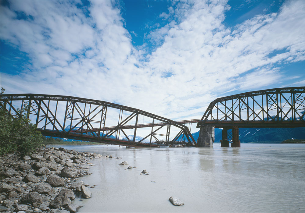 Miles_Glacier_Bridge,_damage_and_kludge,_1984
